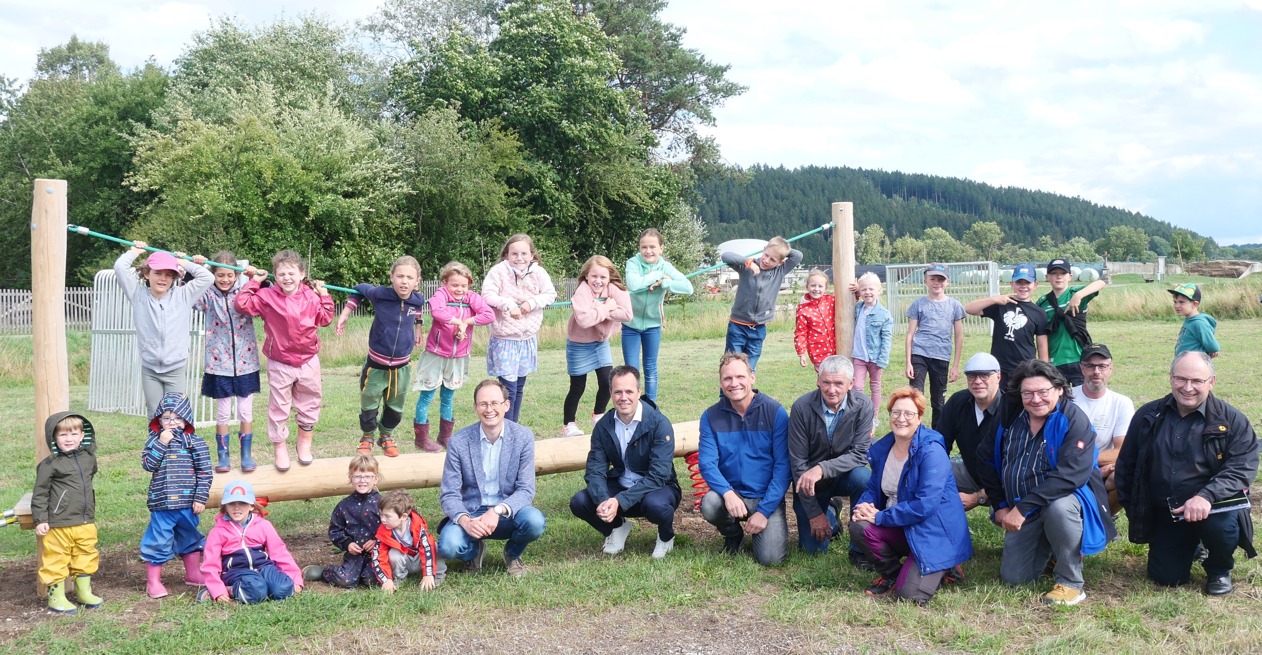 Bruggen hat einen Spielplatz